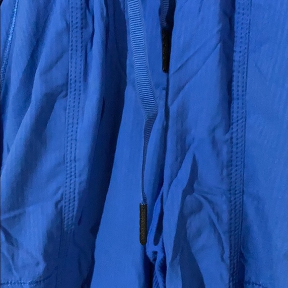 Lululemon studio crop - Picture 3 of 5